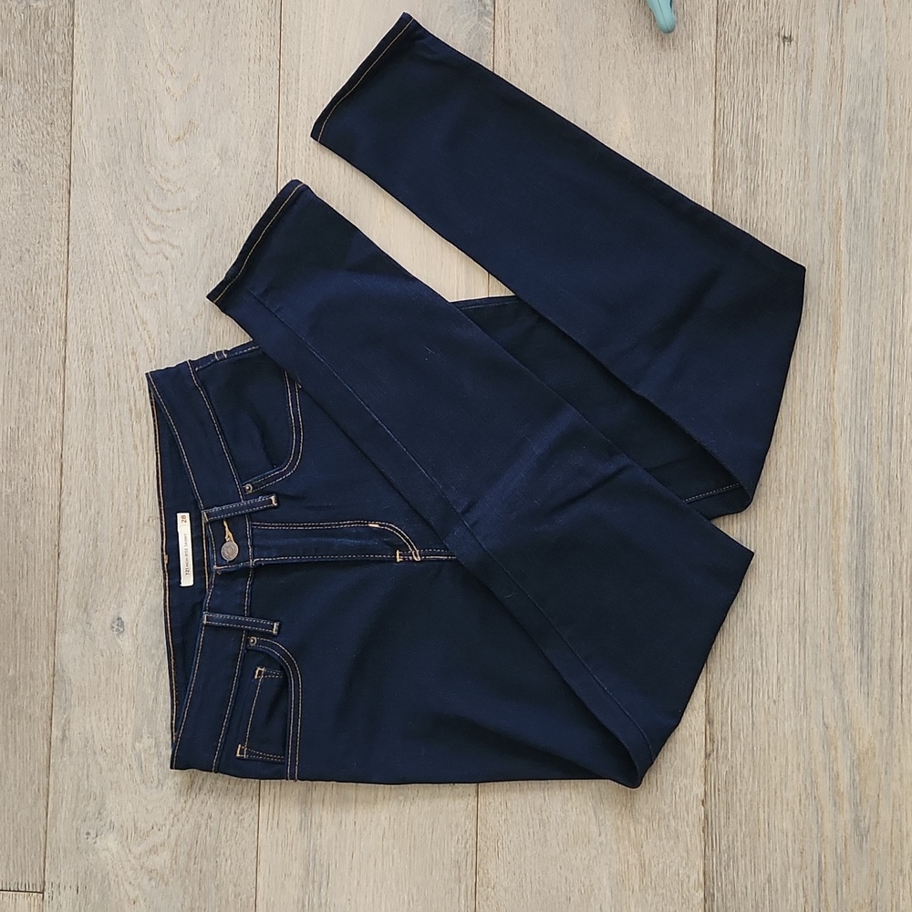 Levi's 721 High rise skinny jeans Size 28 NWOT